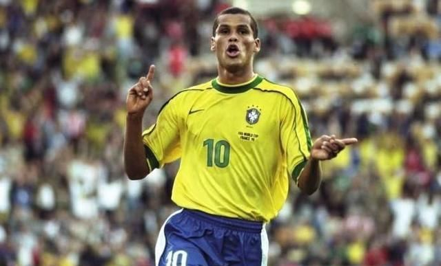 每个球队的 每个球队的