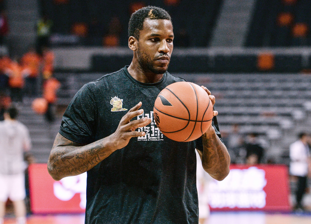 进攻给予了 进攻给予了