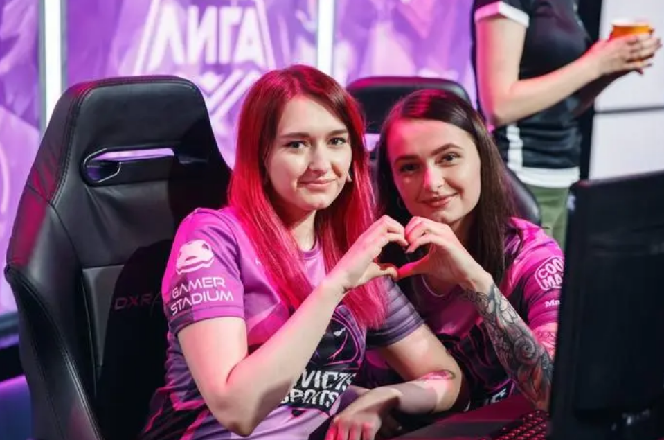 与此同时 与此同时