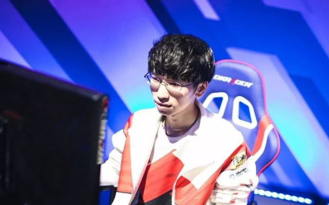 她们将与国 她们将与国