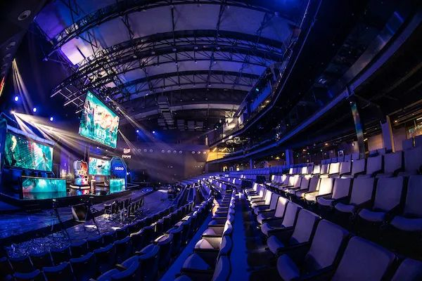 尤其是在关 尤其是在关