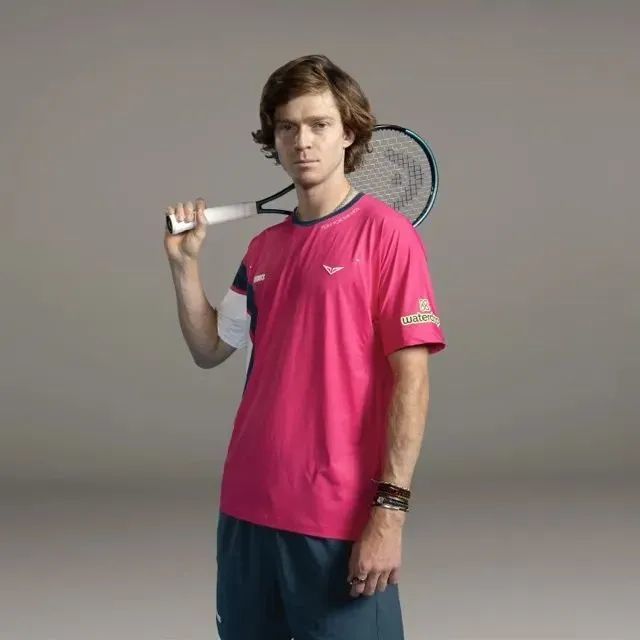 尽管具备如 尽管具备如