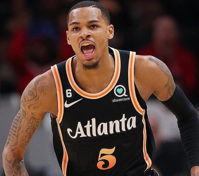 通过多方面 通过多方面