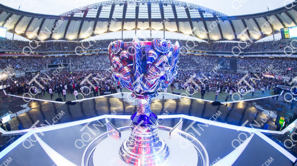 以及对强硬 以及对强硬